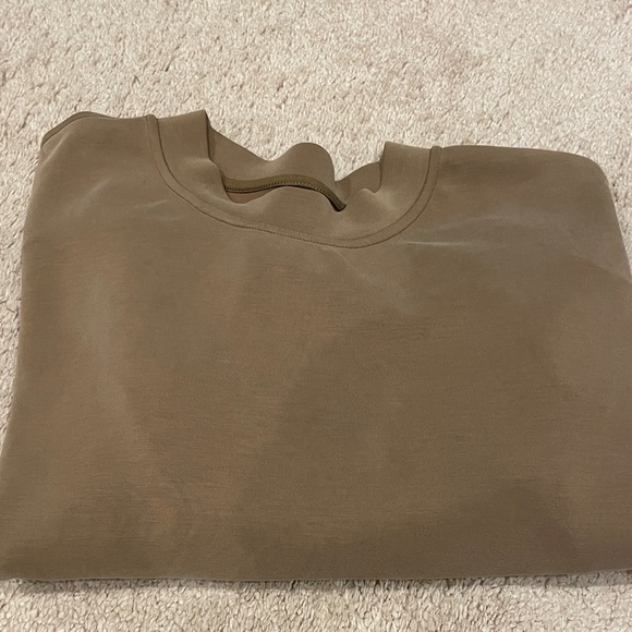 lululemon athletica Tan Sweatshirt - Picture 1 of 6